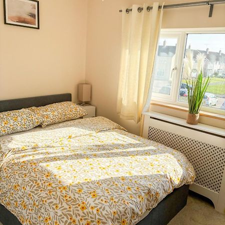 Home In Upminster Luaran gambar